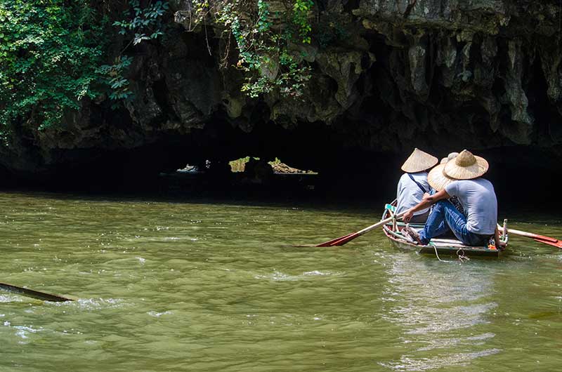 469 - Vietnam - cuevas de Tam Coc